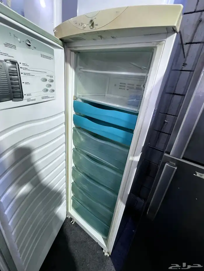 جميع مقاسات الفريزر الواقف والأ الأرضي مستخدم نظيف 8