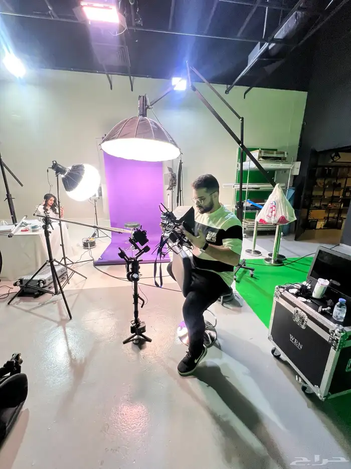 تصوير منتجات وتصوير فيديو وتسويق إلكتروني 0