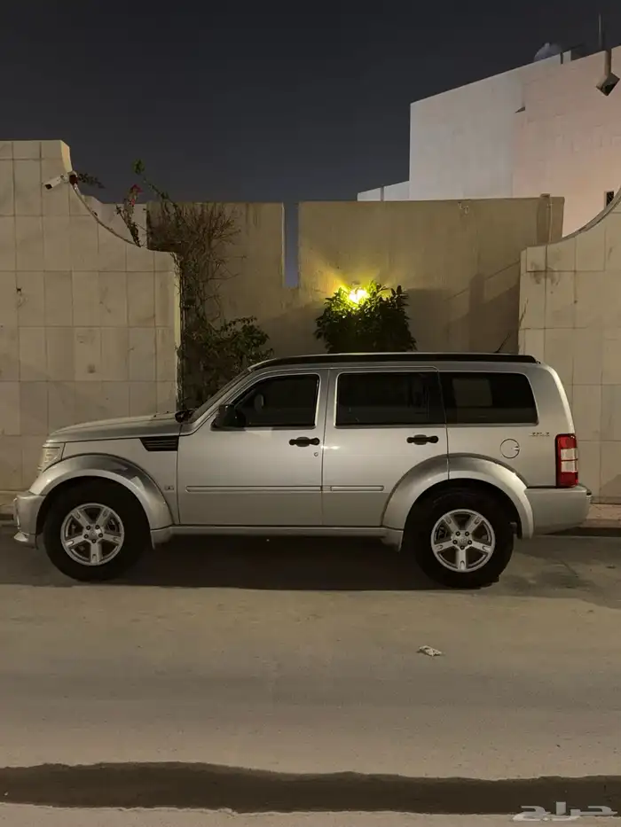 دودج نيترو 2011 0