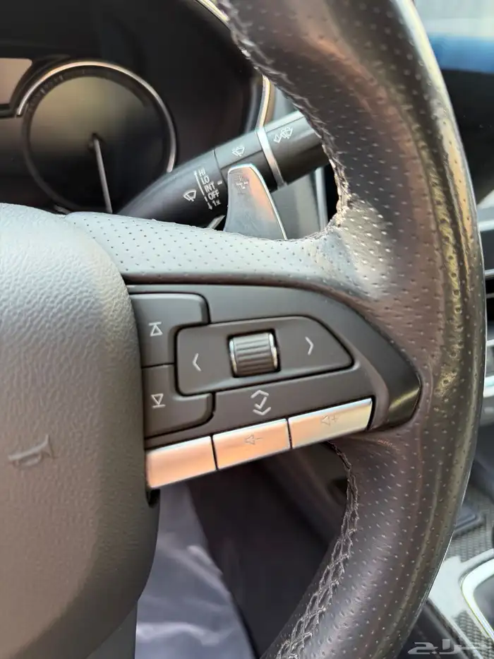 كاديلاك CT5 2022 فئة سبورت مواصفات مميزة ضمان الوكيل كدلك 17