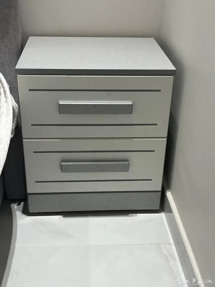 دولاب نظيف وجديد 3