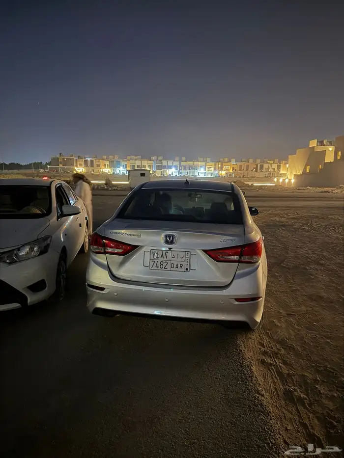 للبيع سياره شنجان فضي مديل 22على الشرط ممشا 140 الف كيلو ف 1