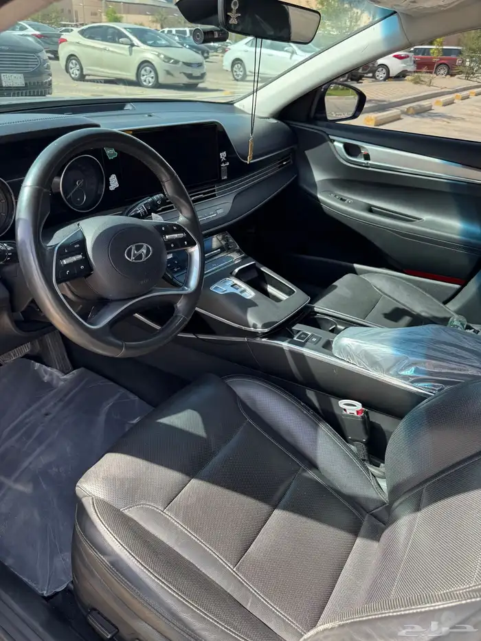 ازيرا 2021 6سلندر 4