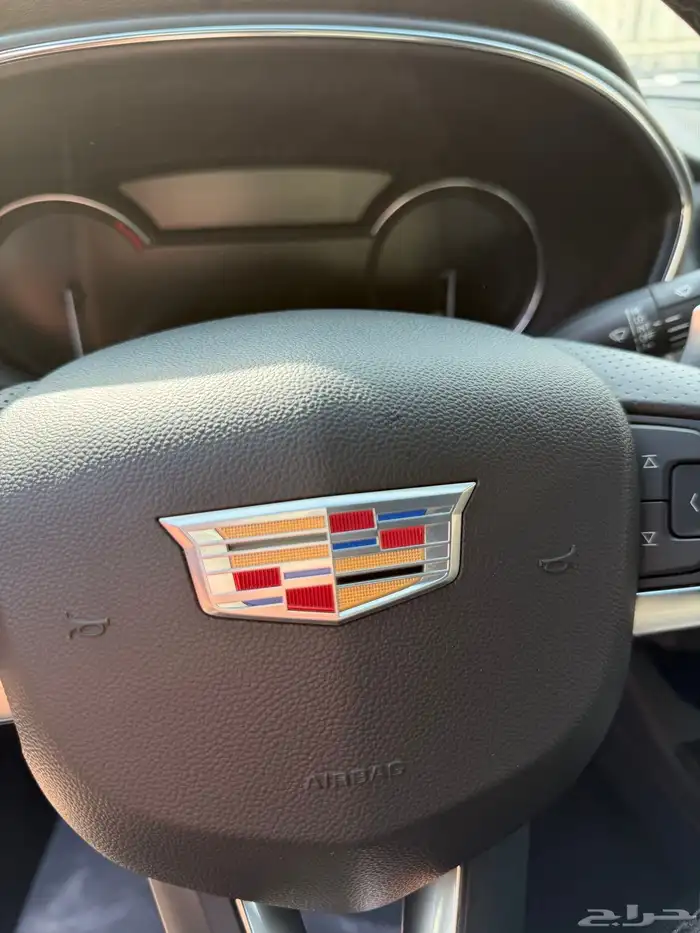 كاديلاك CT5 2022 فئة سبورت مواصفات مميزة ضمان الوكيل كدلك 25