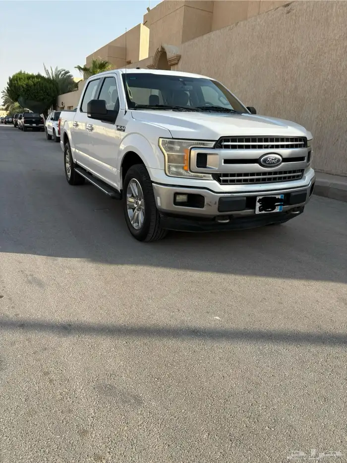 f150. دبل. XLT 0