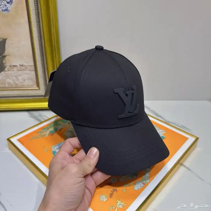 أكبر تشكيلة كابات ماركات عالمية 30