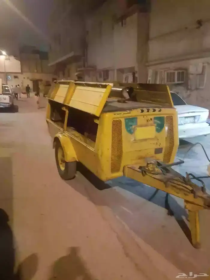 كمبريسر للإيجار وتكسير قواد رسيف حديد تنظيف 7
