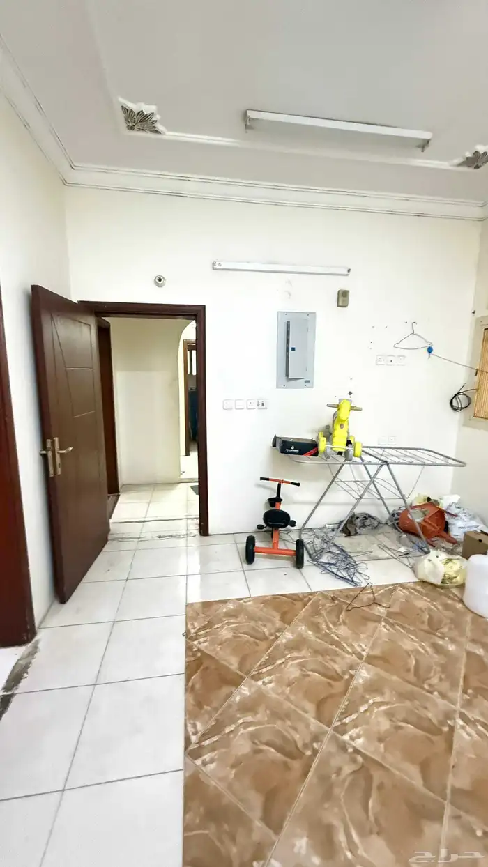 شقة عزاب للايجار 3غرف _ حي الحمدانية امام اسواق دبي 2