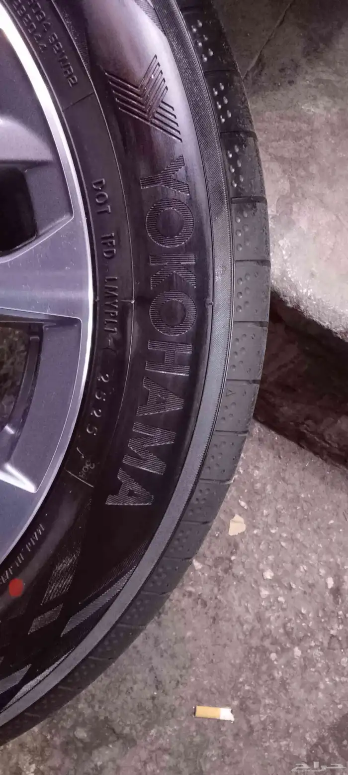 جنوط وكفرات لكزس es أصلي وكاله مقاس 17 موديل 2022 3