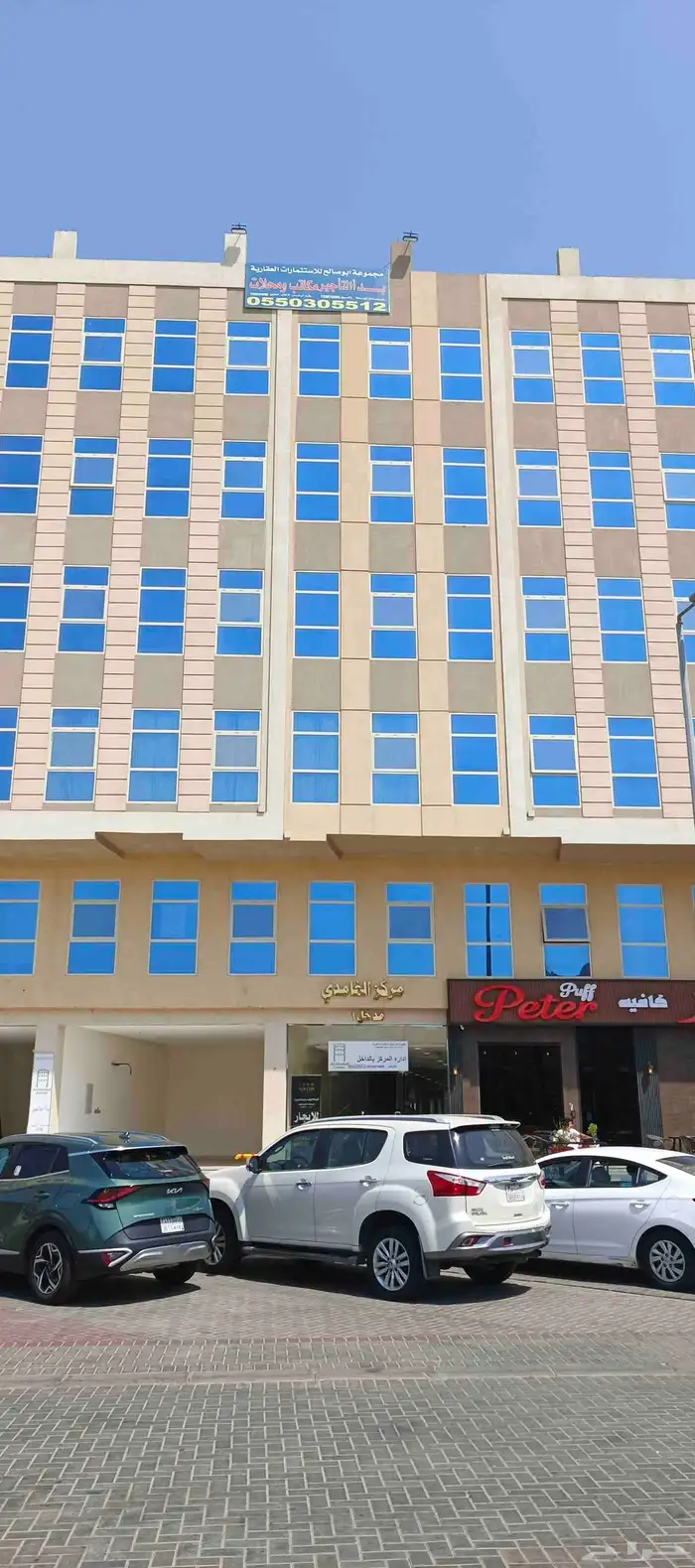 مكاتب فاخرة وجديدة 0