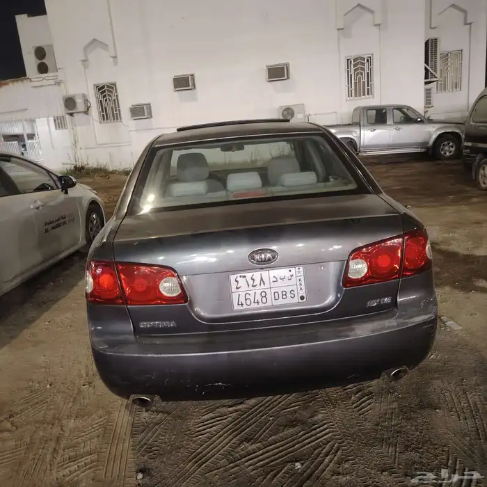 السلام عليكم ورحمة الله للبيع كيا اوبتيما 2006 قير اوتوماتيك 2