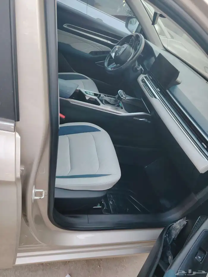 جيلي امجراند 2023 نص فل 2