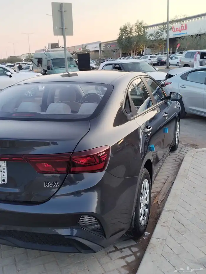 كيا سيراتو 2023 ماكينة 1.600 العداد 26000كم السوم 46 الف 8