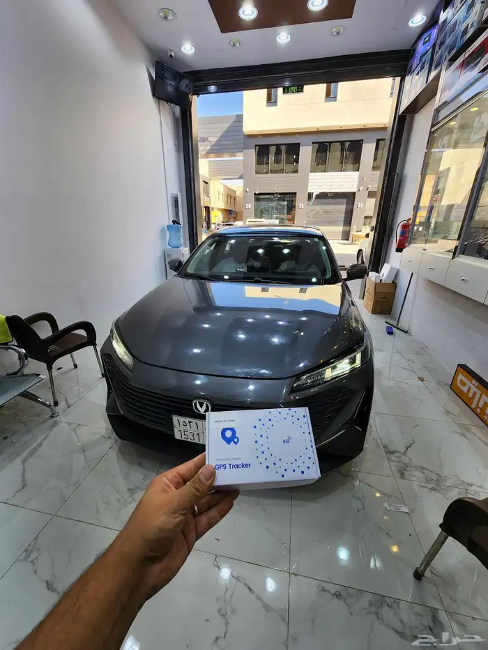 جهاز تتبع السيارة 1