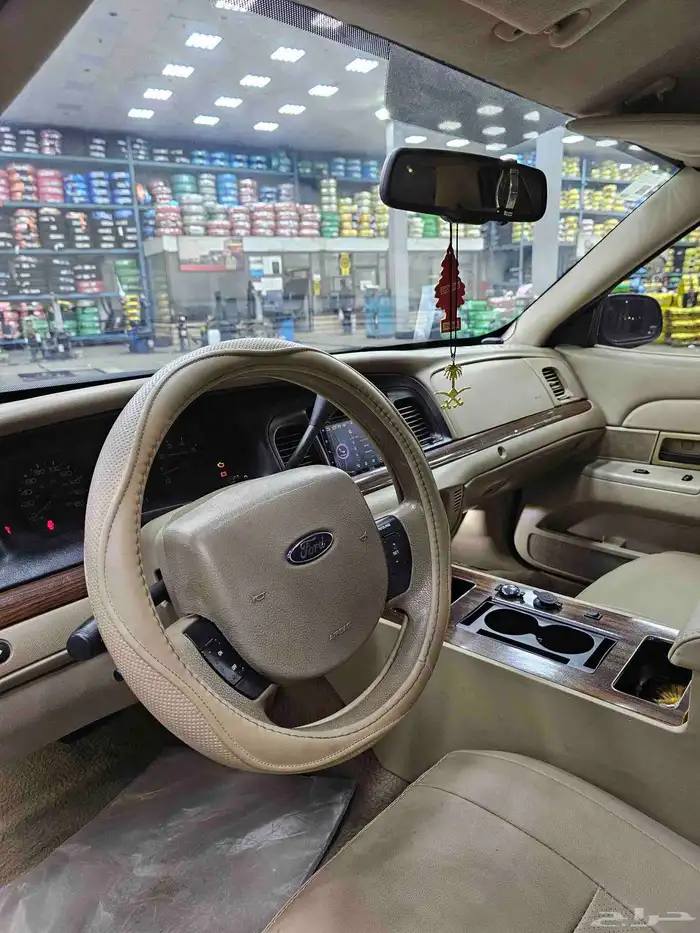 فورد فكتوريا 2007 5