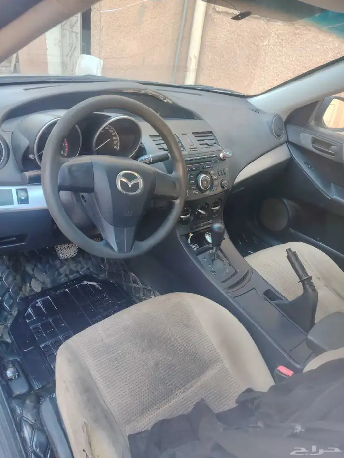 مازدا للبيع موديل 2013 4