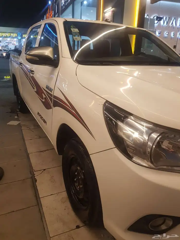 للبيع هايلكس 2016 قير عادي 4