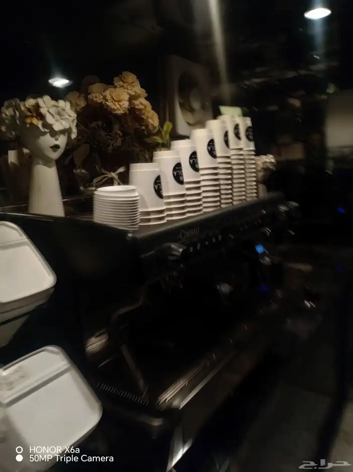 للبيع عربة فود ترك بمحتويتها 25