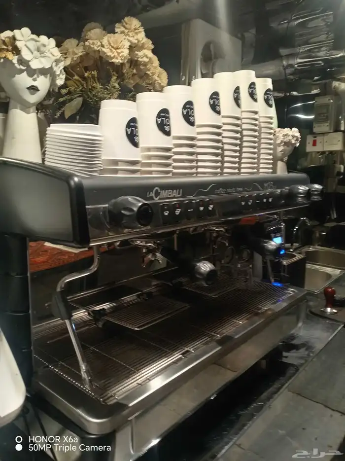 للبيع عربة فود ترك بمحتويتها 22