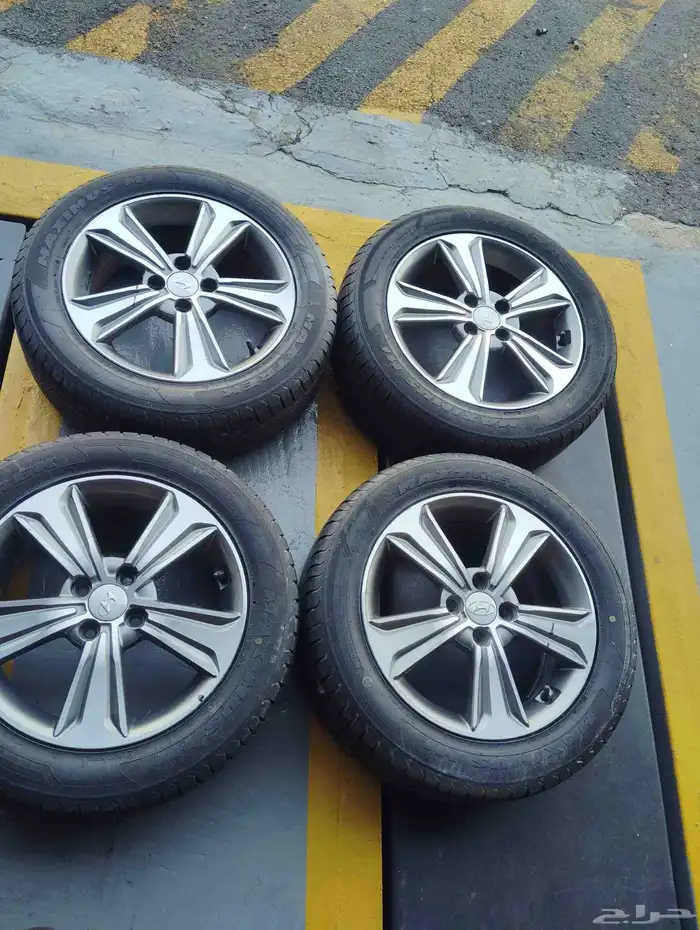 جنوط اكسنت . مقاس 16 مستخدم نظيف خليه من اي عيب مع الكفرات 1