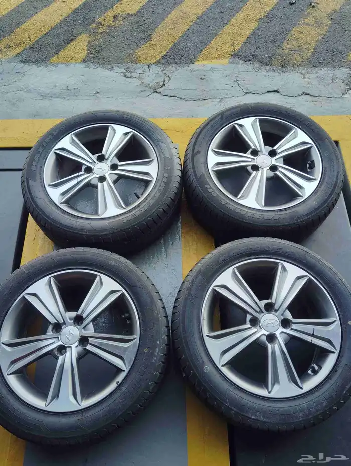 جنوط اكسنت . مقاس 16 مستخدم نظيف خليه من اي عيب مع الكفرات 2