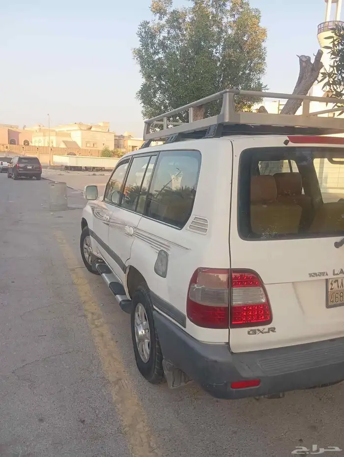 لاند كروزر جي اكس ار 2