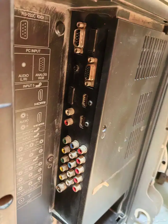 شاشه تلغزيون عدل وشغال وسليم وتشتغل ماتشكي من ايحاجه 2