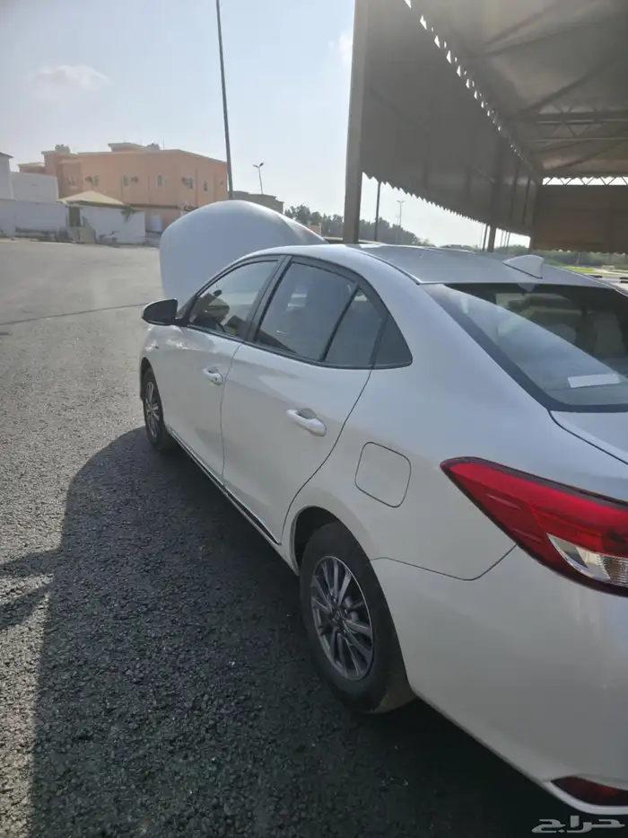تويوتا ياريس 2020 ممشي 61 ألف فقط مخزن 3
