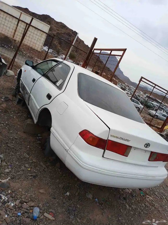 كامري قطع غيار تشليح 3