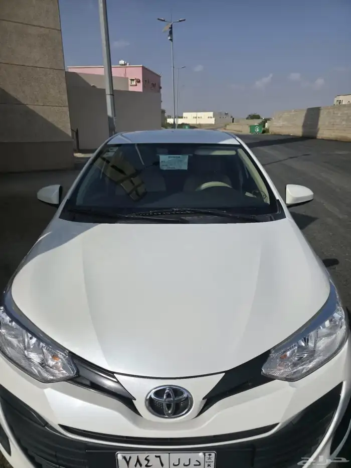 تويوتا ياريس 2020 ممشي 61 ألف فقط مخزن 6