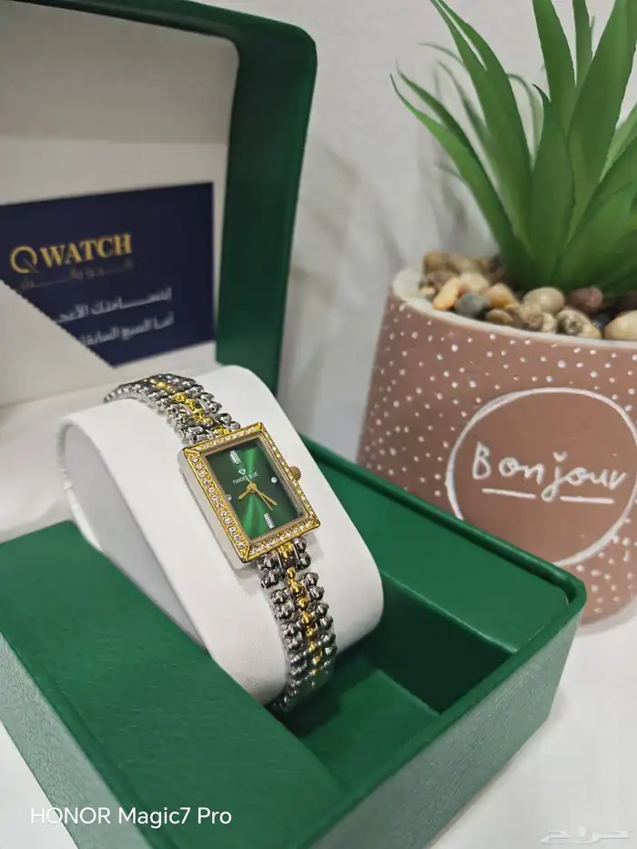 ساعات نسائية 27