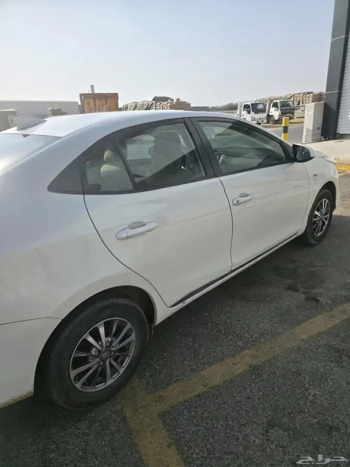 تويوتا ياريس 2020 ممشي 61 ألف فقط مخزن 1