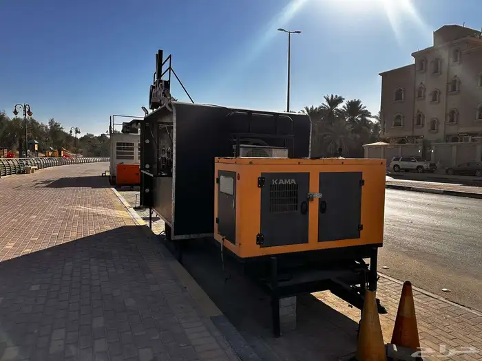 للبيع عربة فود ترك بمحتويتها 21