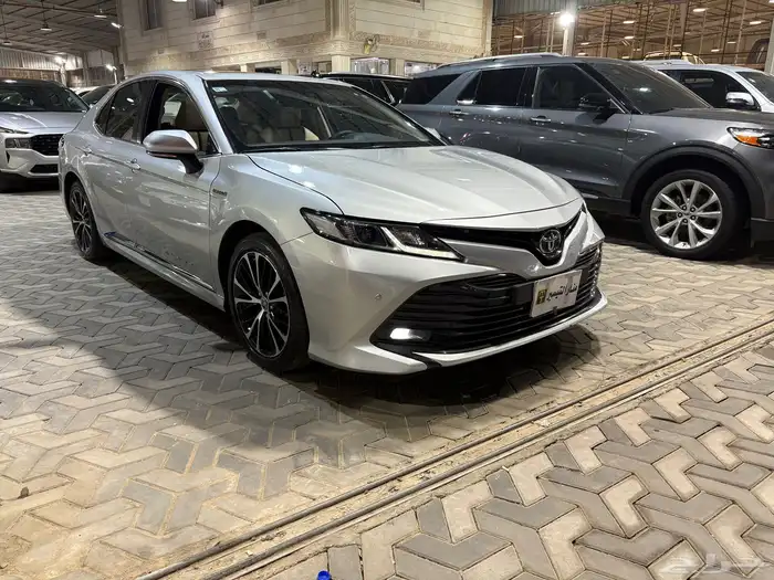 تويوتا كامري GLE 2020 2