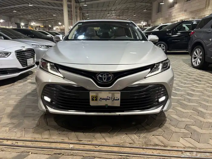 تويوتا كامري GLE 2020 1