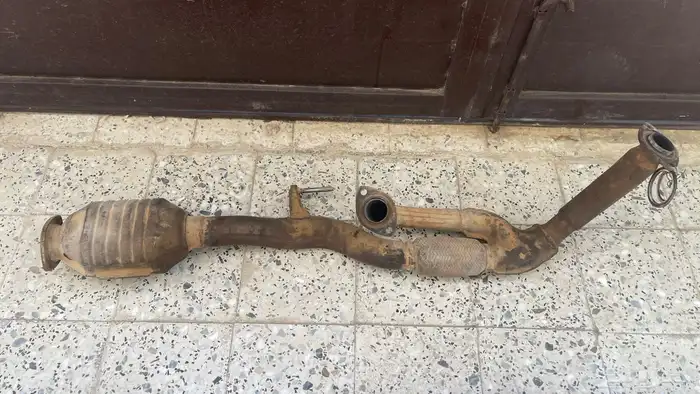 للبيع شكمان كامري قراندي من موديل 2002 الى موديل 2006 2