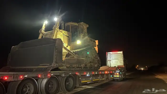 بلدوزرات للإيجار 155 و D9N 6