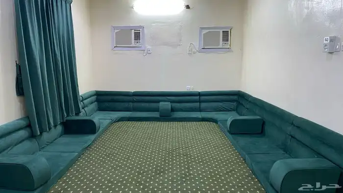 كنب للبيع 4 في 10 4