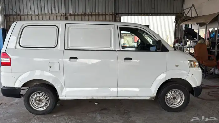 للبيع سوزوكي APV موديل 2009 7