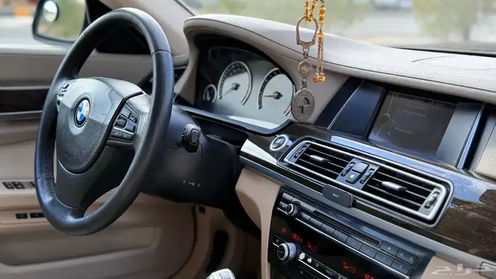 بي ام 730 وكاله شرط 2013 تبارك الله ممشى قليل 8