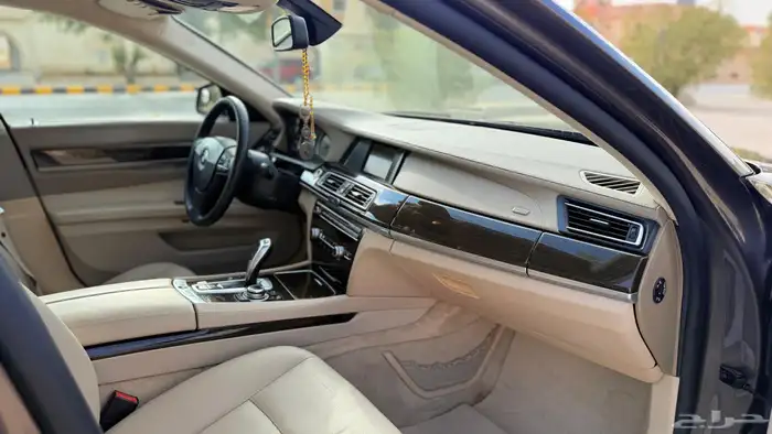 بي ام 730 وكاله شرط 2013 تبارك الله ممشى قليل 10