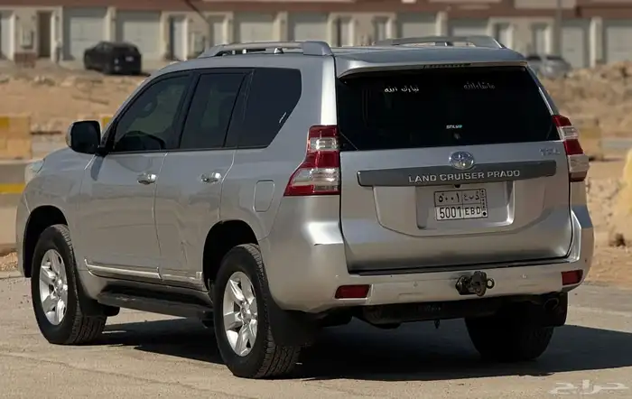 للبيع  تويوتا برادو 2017   رمادي   ستة سلندر   183 ألف ممشى 12