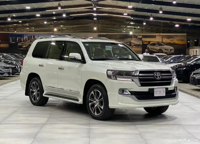 جيب لاندكروزر فل تورنق 2020 1