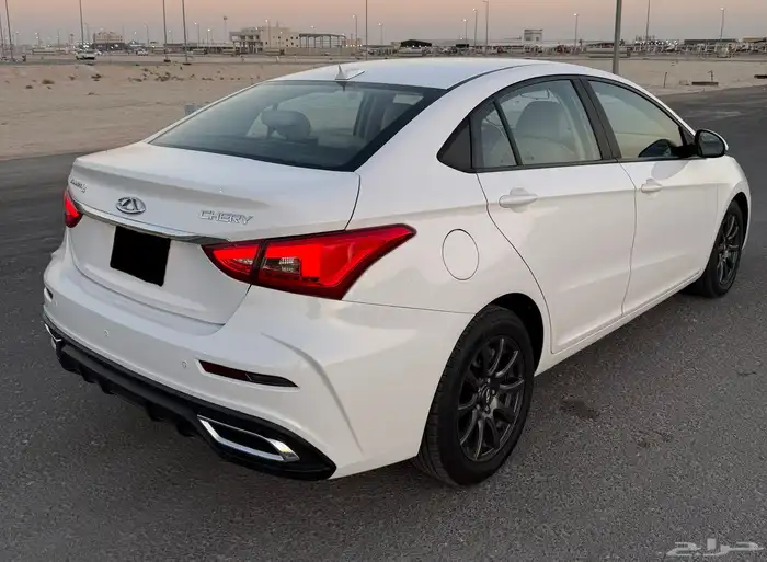 شيري اريزو 5 2024 3