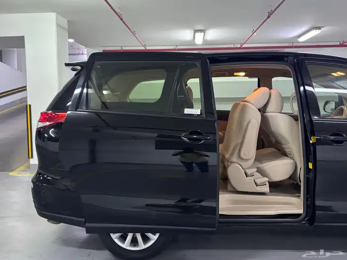 للبيع تويوتا بريفيا 2013 نظيف ممشى 130 19