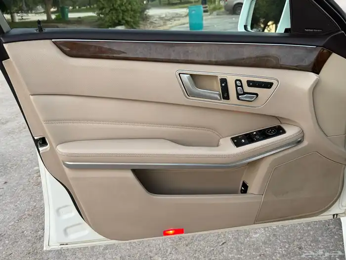 مرسيدس E350 فل 2014 كندي 51