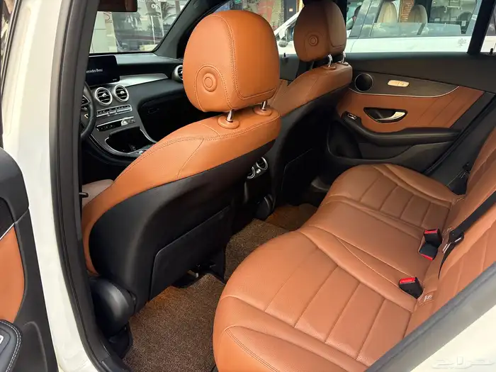 مرسيدس GLC300 Coupe 2020 27