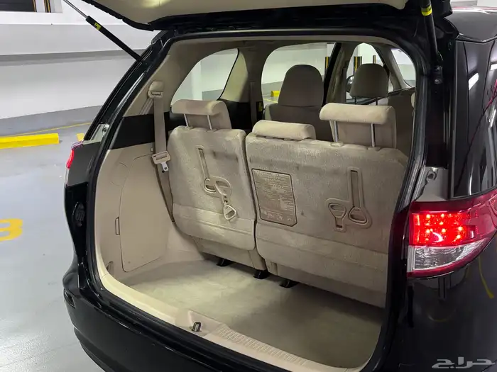 للبيع تويوتا بريفيا 2013 نظيف ممشى 130 47