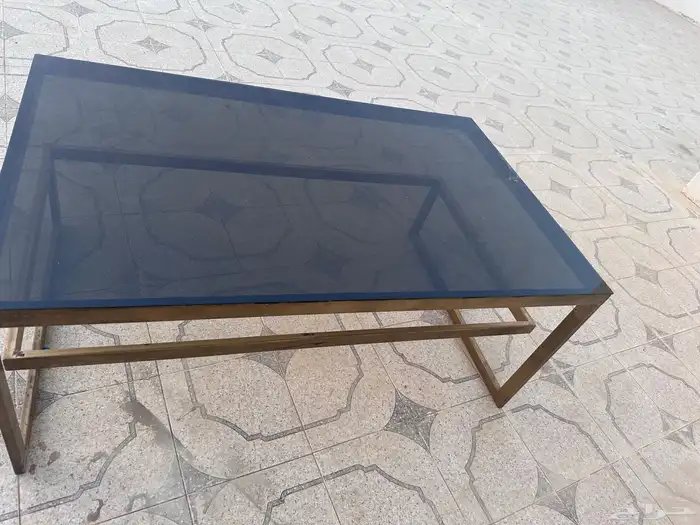 طاولة كبيره 1