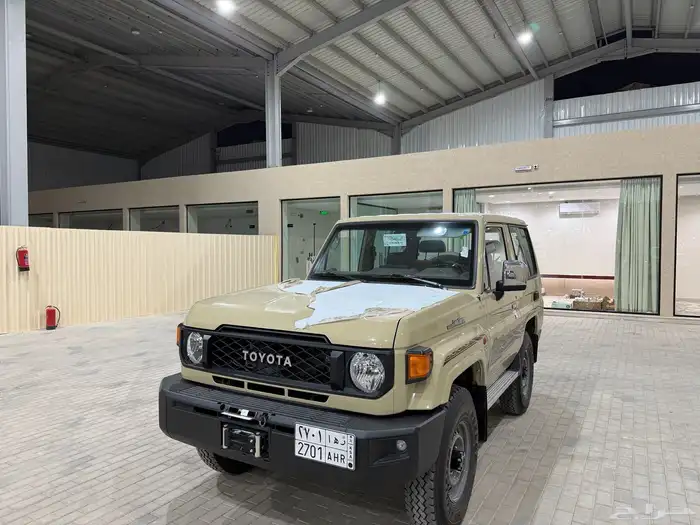 تويوتا ربع 2025 فل كامل قير تماتيك سعودي عداد 6 الاف فقط 1